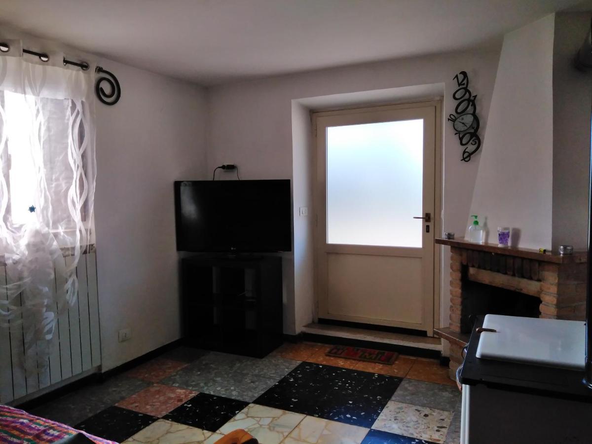 La Casa Sul Farfa Apartment Bocchignano Bagian luar foto