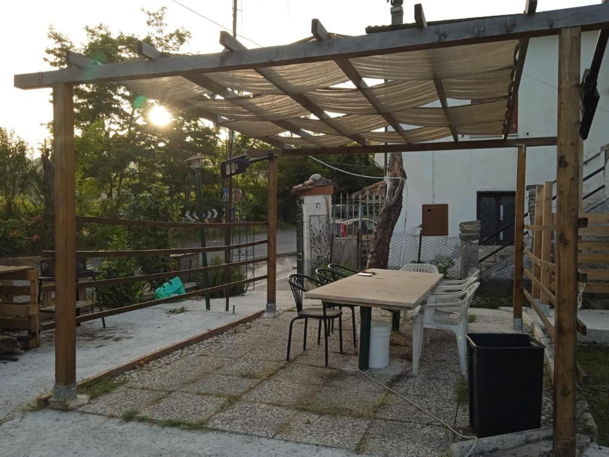 La Casa Sul Farfa Apartment Bocchignano Bagian luar foto
